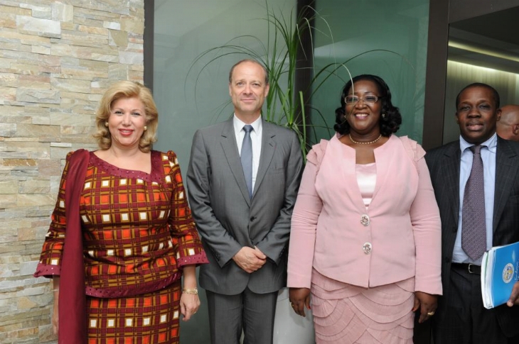 Rencontre: Children Of Africa présente l’hôpital « mère-enfant » au groupe SANOFI